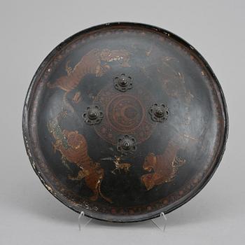 SKÖLD, orientalisk, 1800-tal.