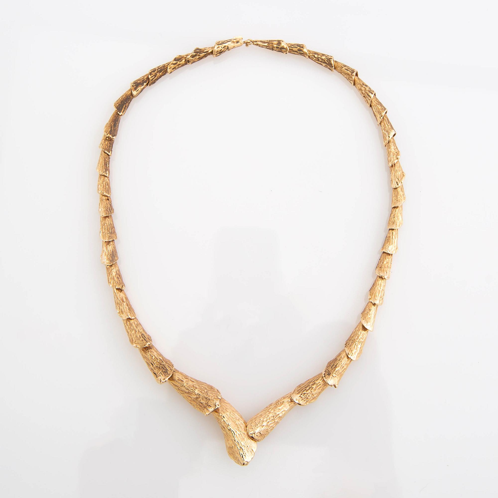 Necklace, 18K gold and pearl.