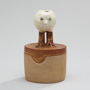 A Lisa Larson stoneware box, the cover with sculptured newly hatched chicken, 1980.