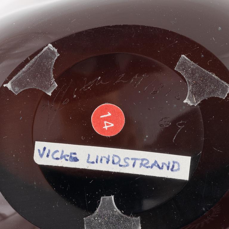 Vicke Lindstrand, vaser, 4 st, glas, sommerso teknik, Kosta.