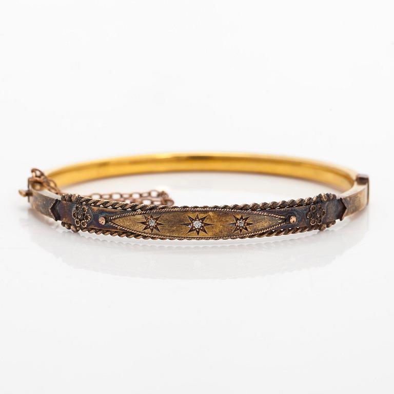 Bracelet, 8/8 cut diamonds, 15K gold, late 19th century.