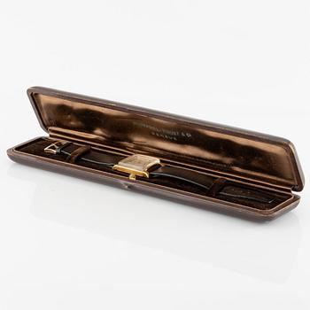 Audemars Piguet, "Tank", wristwatch, 26 x 27 (36) mm.