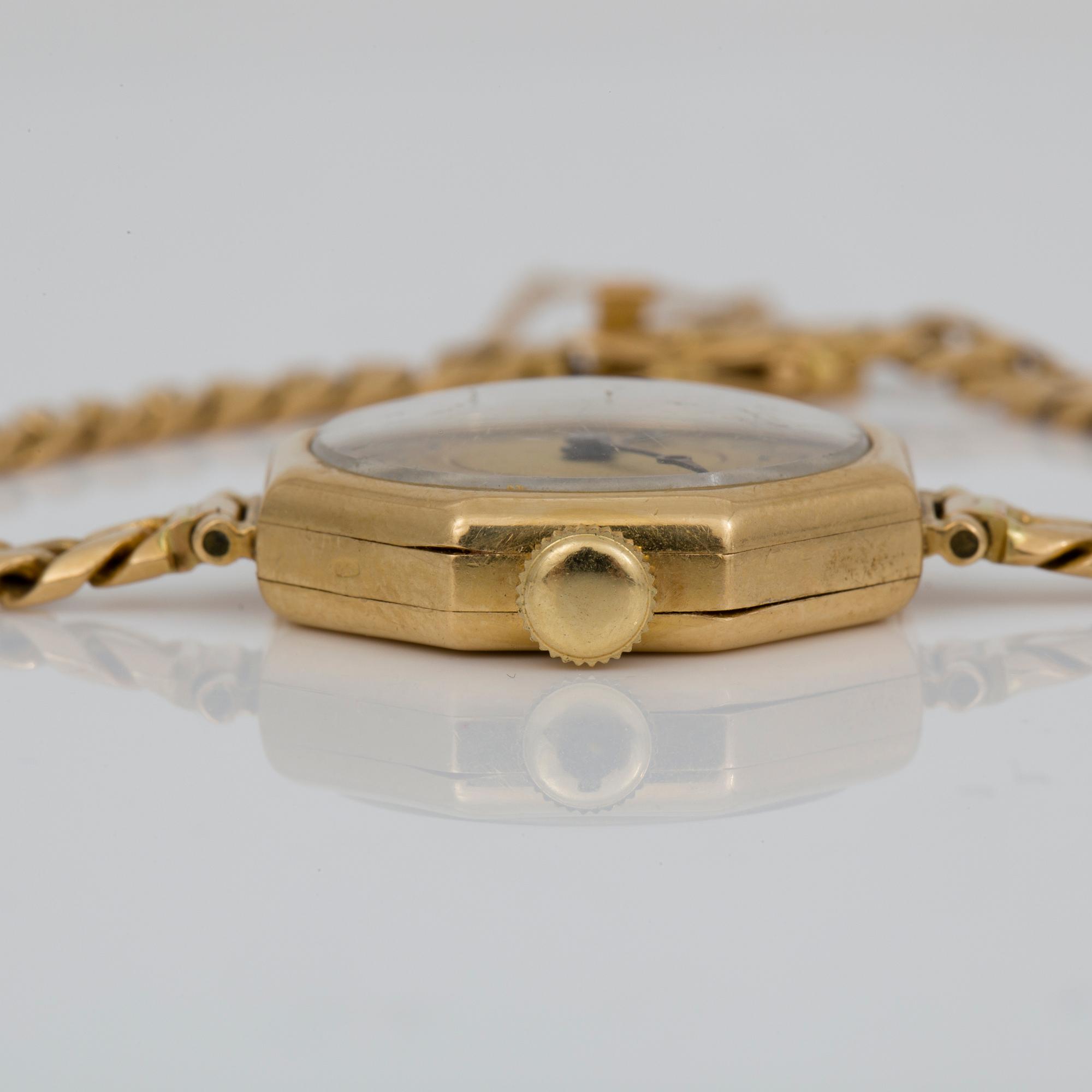 ARMBANDSUR, dam, Schweiz, 1893-1934.
