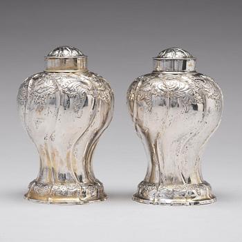 A pair of Russian 18th century silver tea-caddies, unidentified makers mark, Moscow.