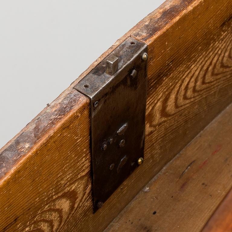 A mid 18th century chest of drawers.