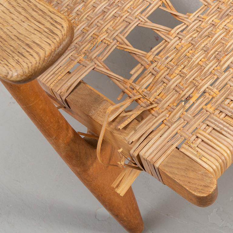 Hans J Wegner,  fåtölj, "CH-27", Carl Hansen & Son, Danmark, 1900-talets andra hälft.