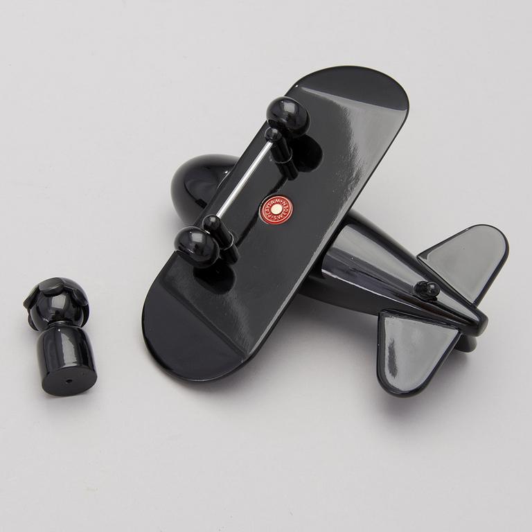 The airliner 'Jetliner Black' by Ulf Hansen for Playsam, Sweden.