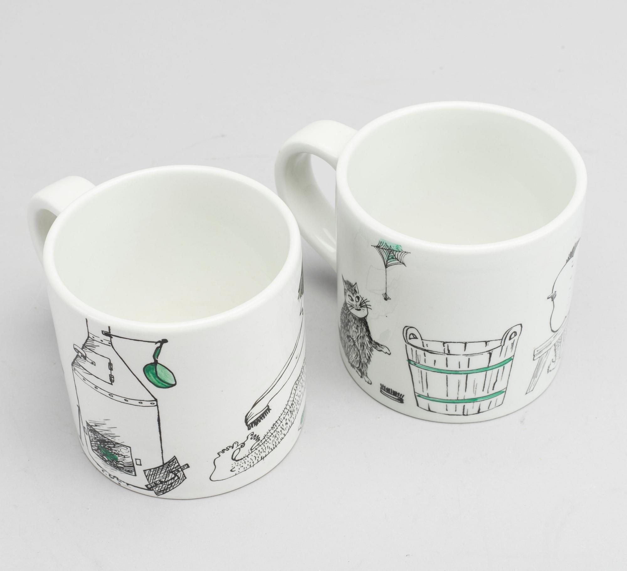 A pair of mugs with design by Gunvor Olin-Grönqvist, Arabia, Finland, 20th century latter part..