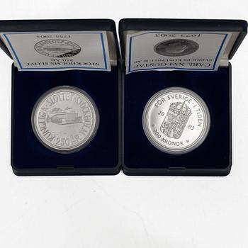 15 silver coins.