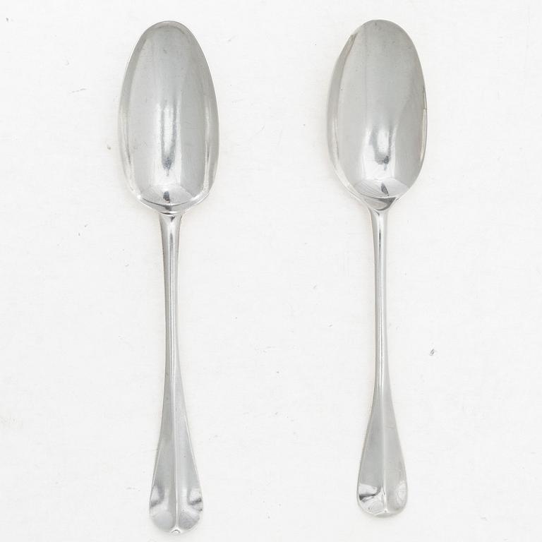 Two silver rat-tail spoons, one with mark of Edward Bennett I, London, circa 1730.