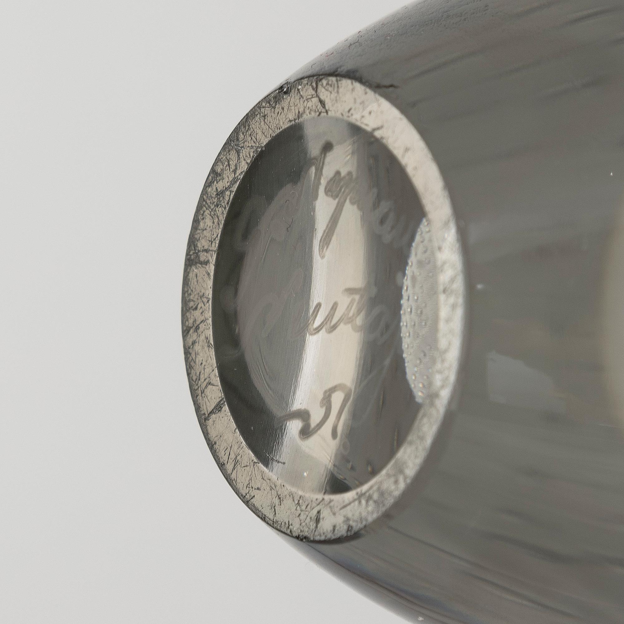 Gunnel Nyman, vas, modell "GN 31", signerad G. Nyman Nuutajärvi Notsjö. Formgiven 1947.