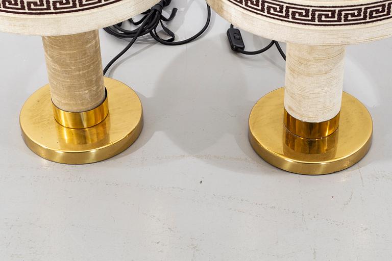 A pair of 1970's table lamps.