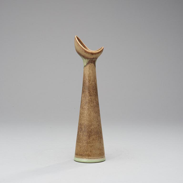 A Stig Lindberg stoneware vase, Gustavsberg 1960.