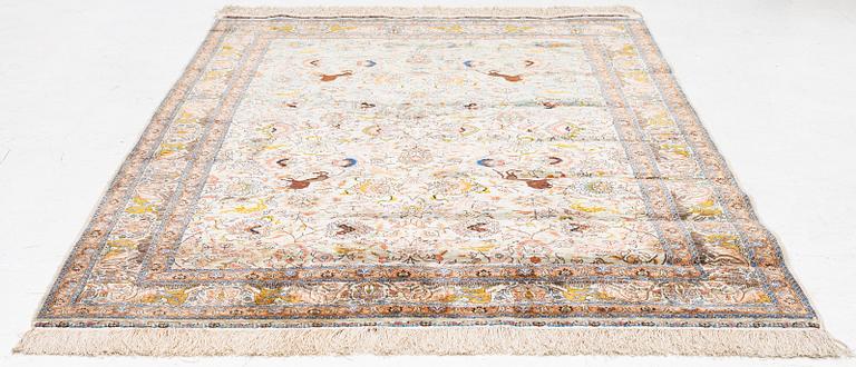Matta, silke och metall Kayseri, Anatolien, ca 184 x 132 cm.