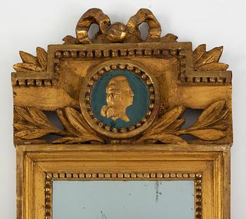 A late Gustavian gilt mirror, early 19th century,