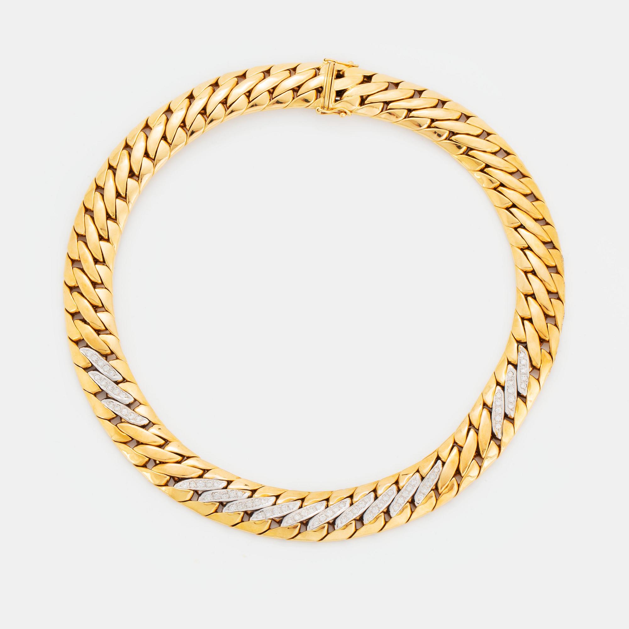 Bucherer collier 18K guld med runda briljantslipade diamanter.