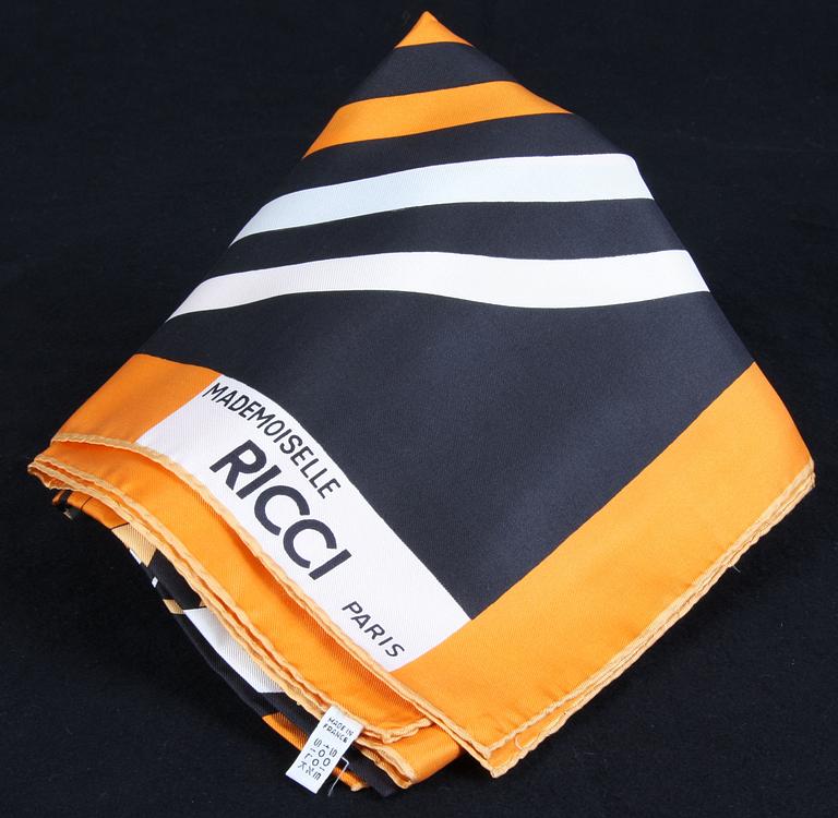 SCARF, Mademoiselle Ricci. Paris.