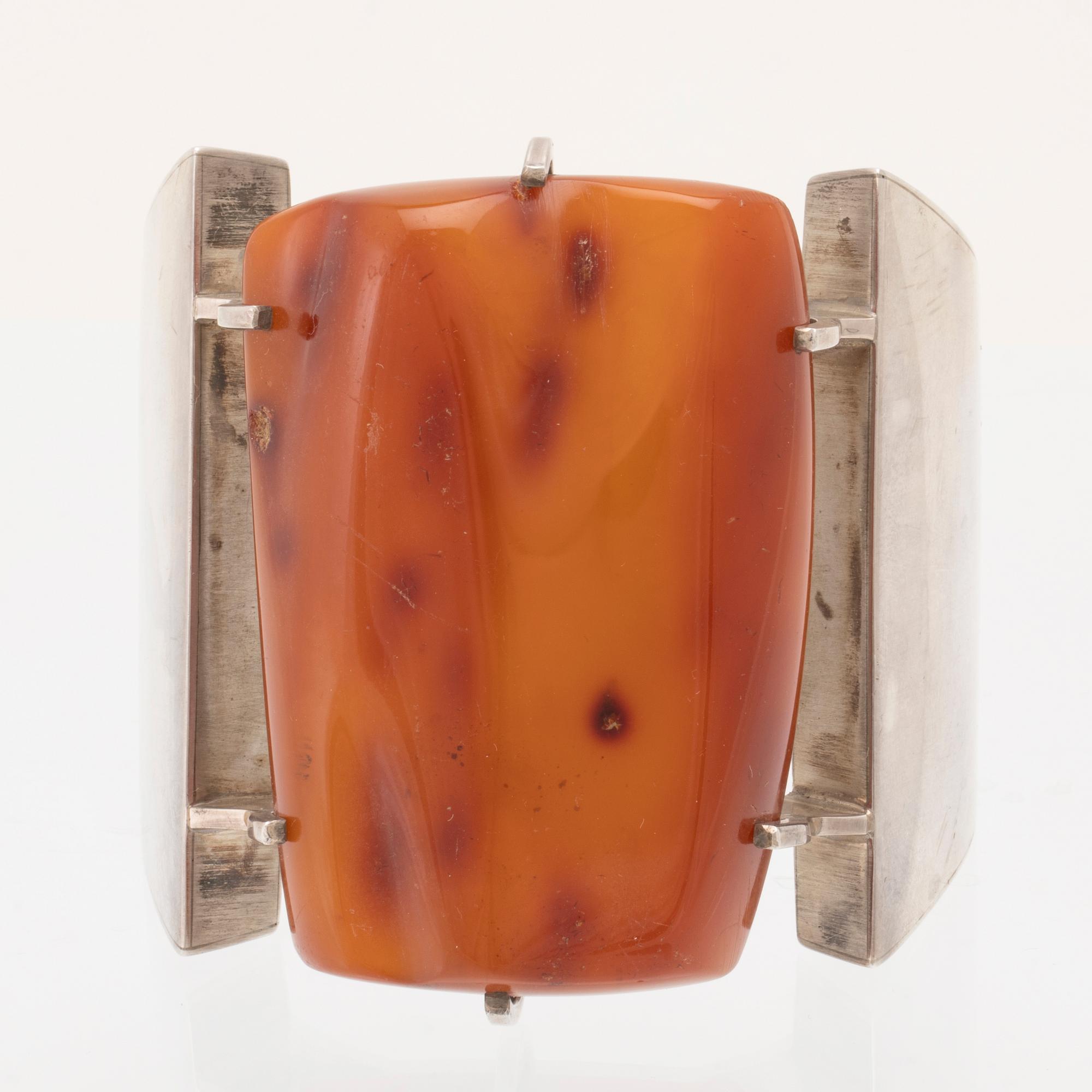 Bracelet, silver and amber, Jens Asger Larsen, Naestved, Denmark, second half of the 20th century.