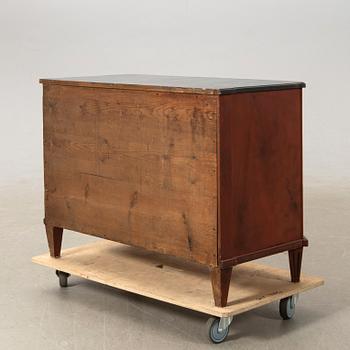 Bureau in the Gustavian style, 19th century.