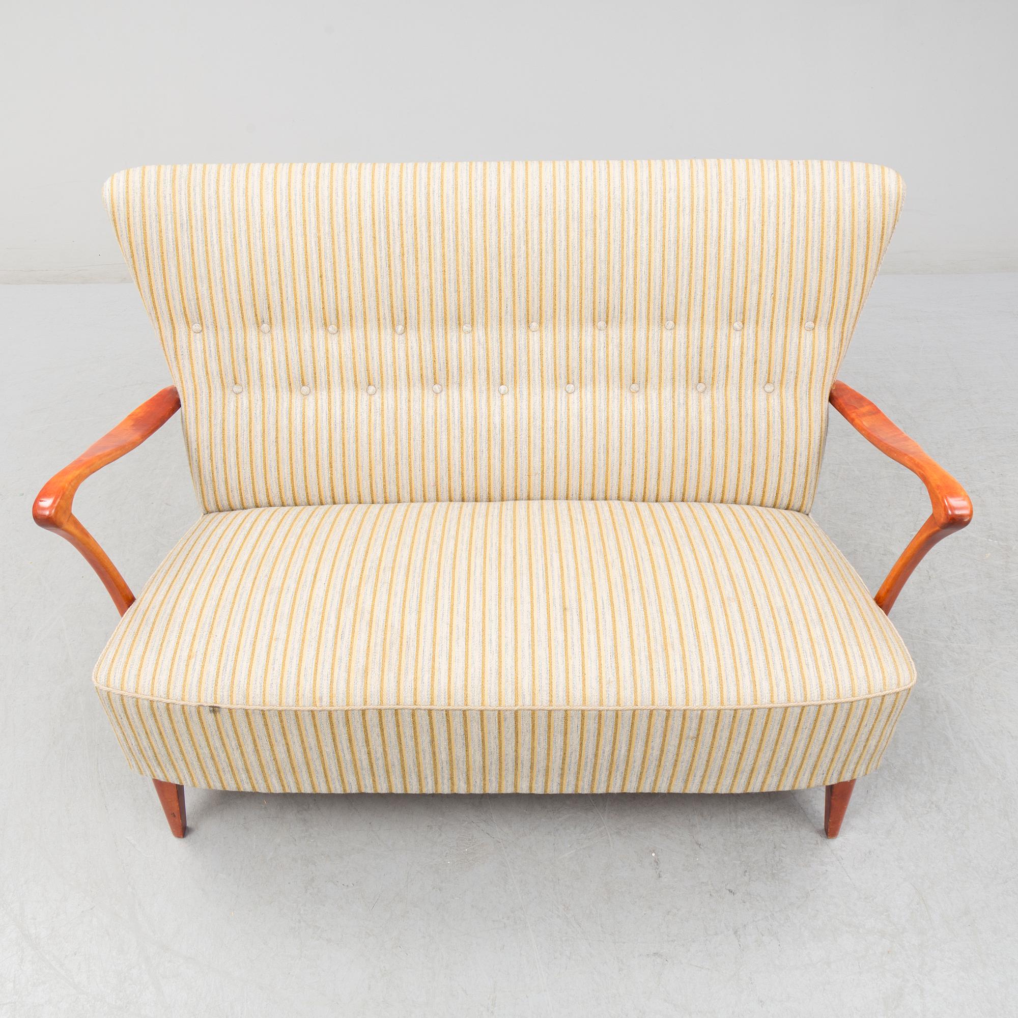 SOFFA SAMT FÅTÖLJER, ett par, 1940-/50-tal.