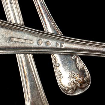 BESTICKSUPPSÄTTNING, silver,23 st.  Modell gammalfransk Bl a Jakob S. Lundberg, Stockholm, 1824. Vikt ca 1088g.