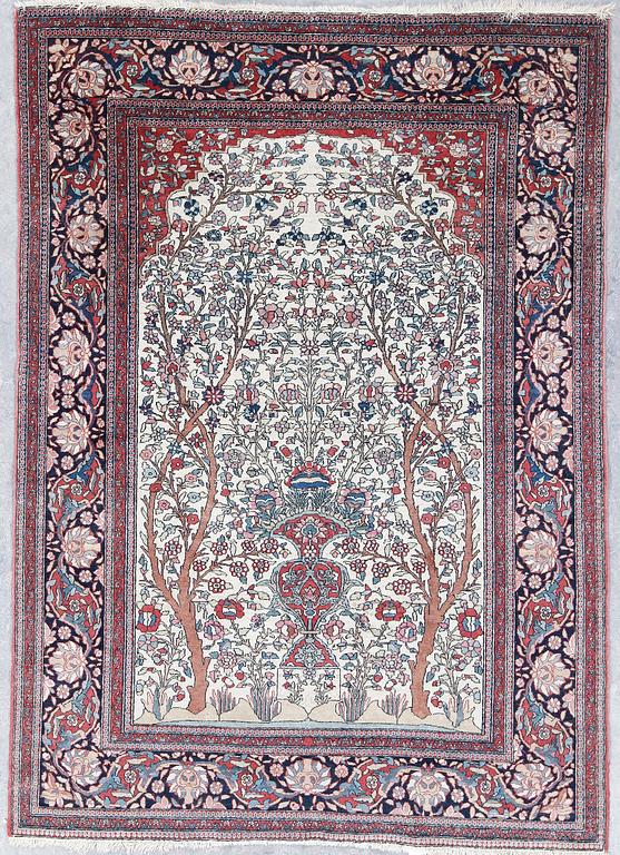 MATTA, semiantik Isfahan, ca 200x145 cm.