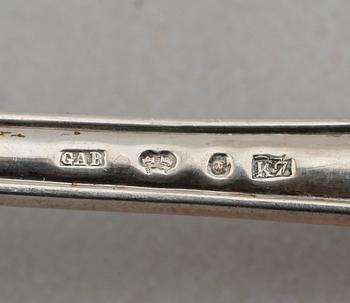 STRÖSOCKERSLEVAR, 1 par, silver, GAB, Stockholm 1912. Vikt ca 122 gram.