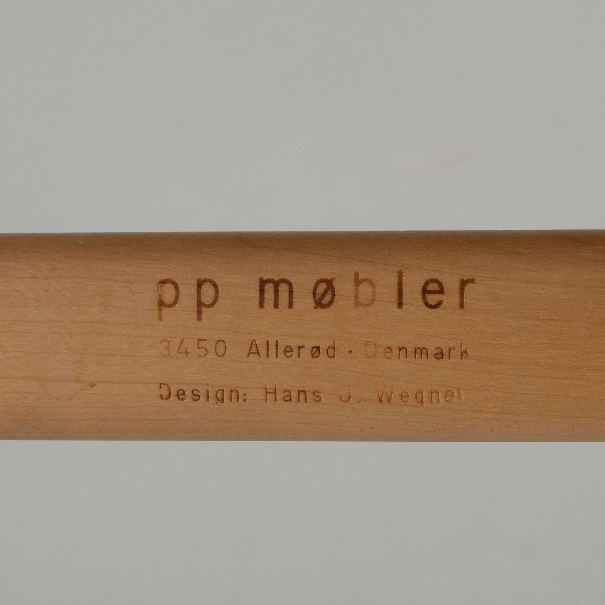 KARMSTOLAR, 4 st, pp 201/203, Hans J Wegner för PP Möbler, Alleröd, Danmark. Formgiven 1969.