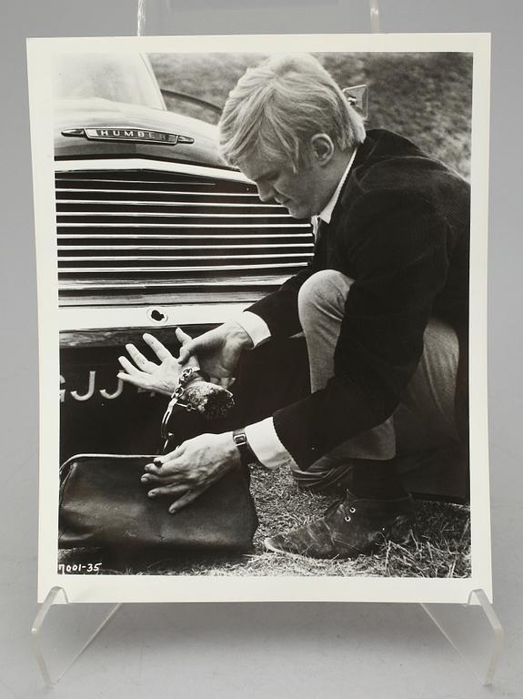 FILMMEMORABILIA, promotionfotografier, ca 100 st, från nio filmer, bl a "Women on the Edge of a Nervous Breakdown".