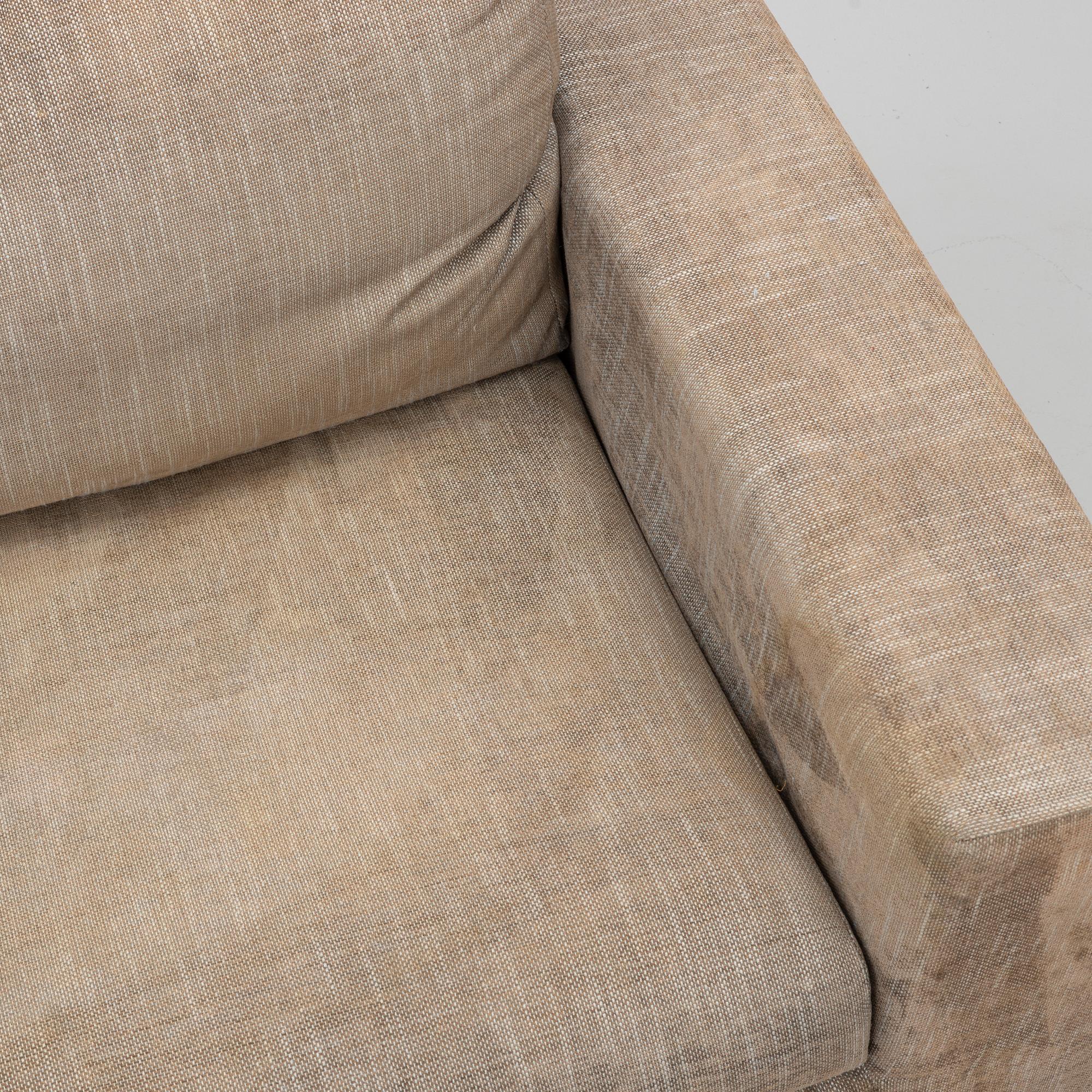 Soffa och sittpuff, 2000-tal.