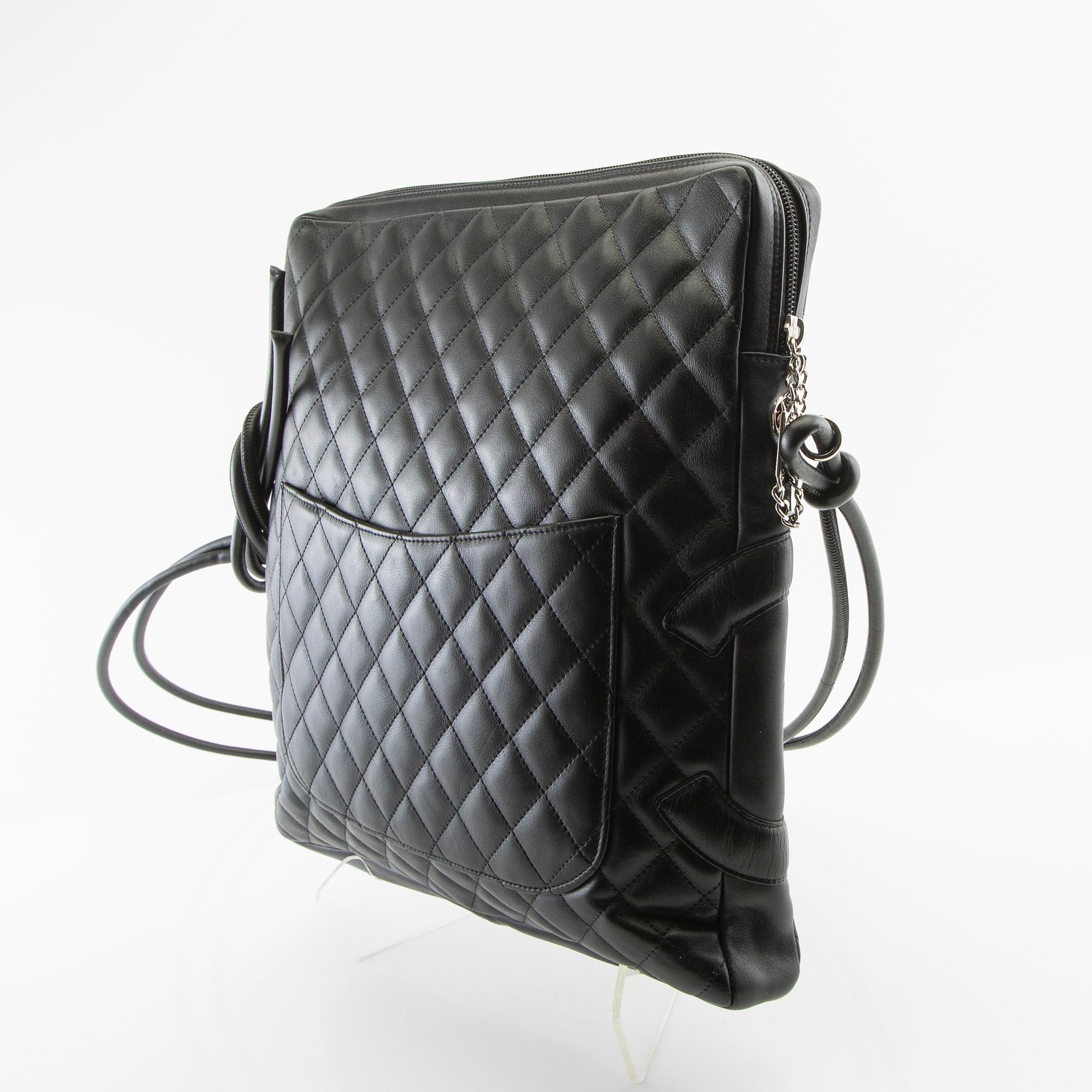 Chanel,.