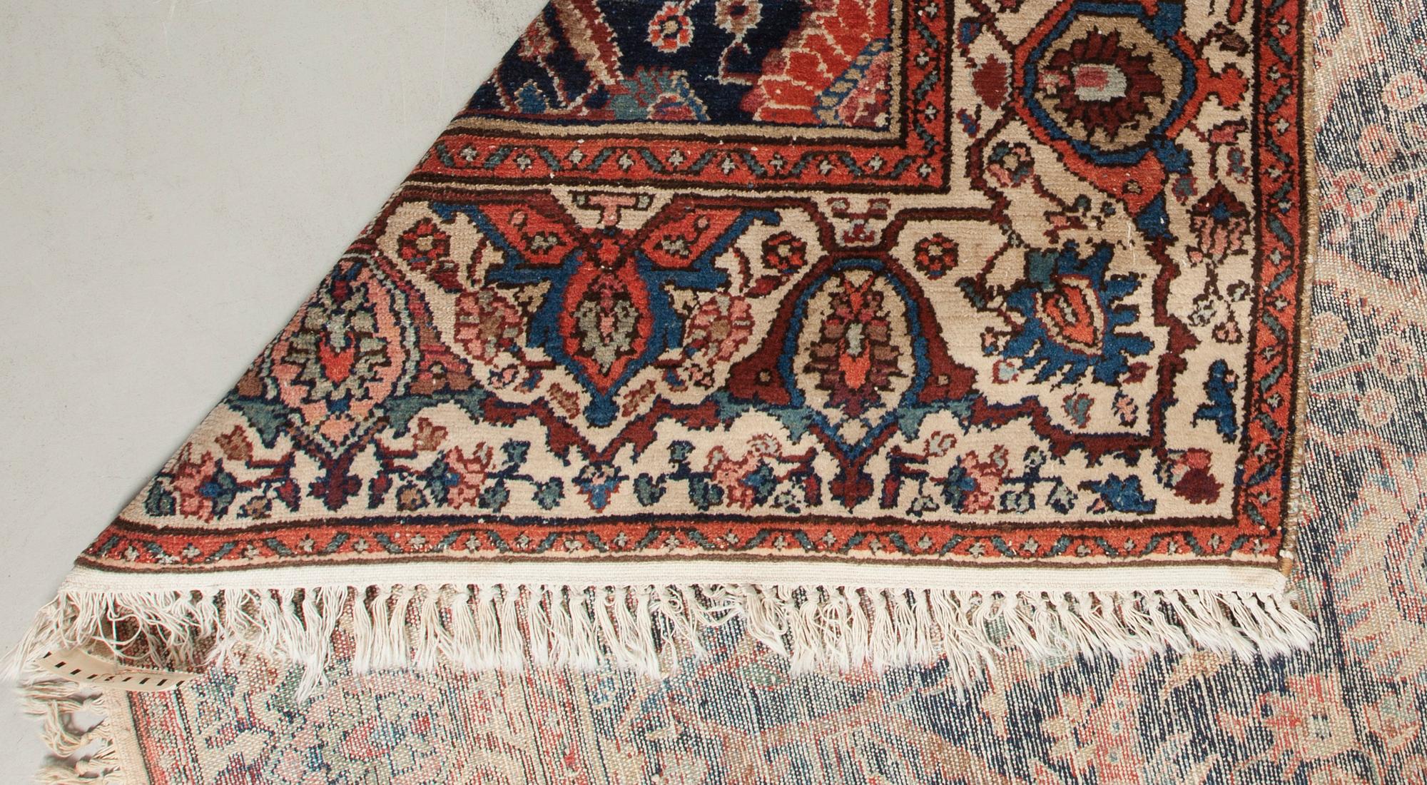 MATTA, ca 300x170 cm.