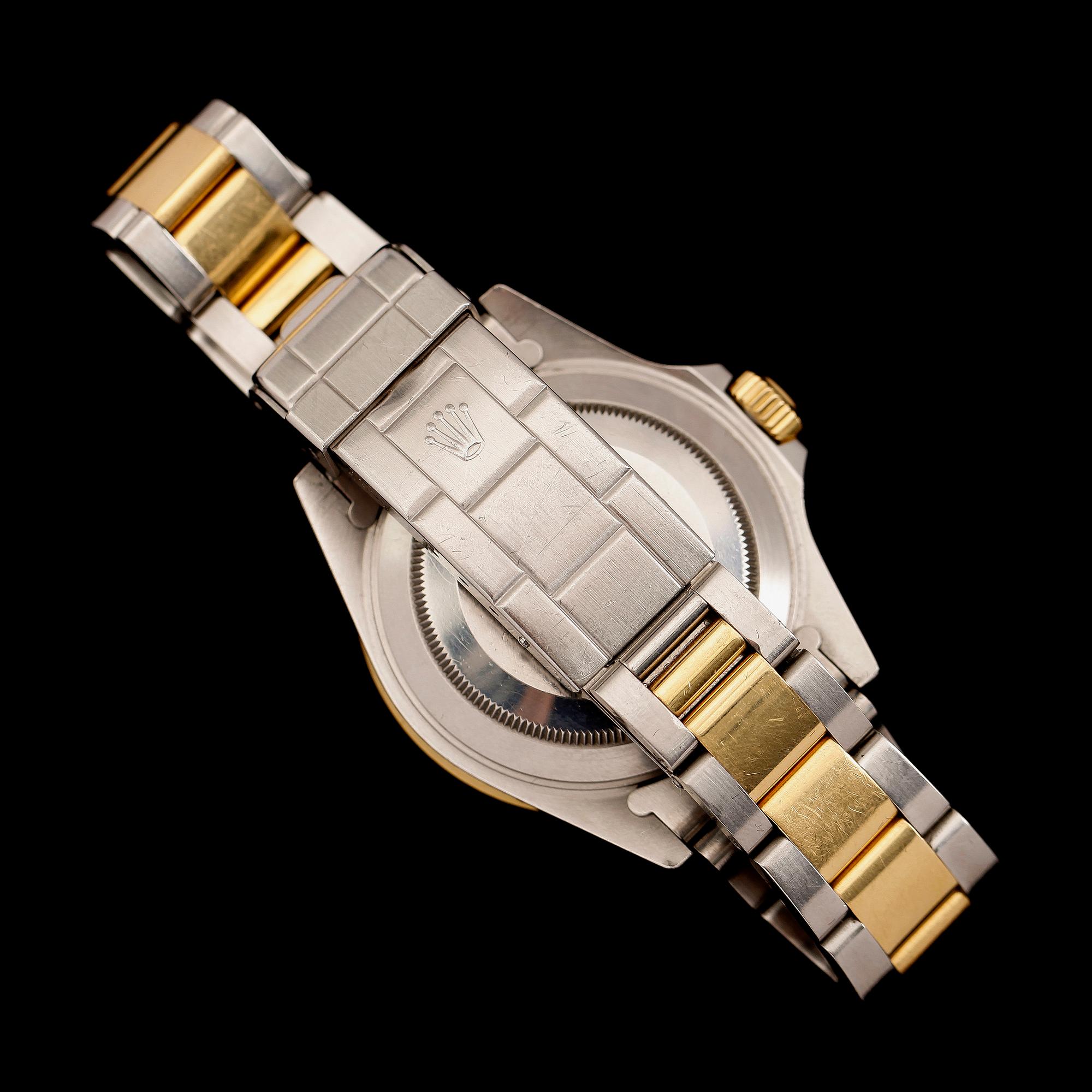 ARMBANDSUR, Rolex Oyster Perpetual Date, Submariner, Superlative Chronometer.