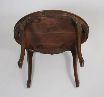 SALONGSMÖBLEMANG, 5 delar, rokokostil, 1900-talets mitt.