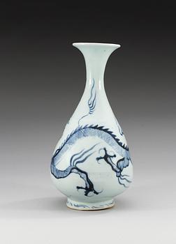 VAS, porslin. Yuan dynastin, (1279-1368).