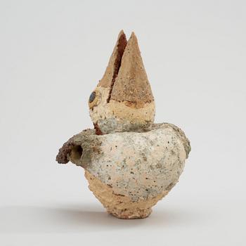 A Tyra Lundgren stoneware figure of a bird, 1967.