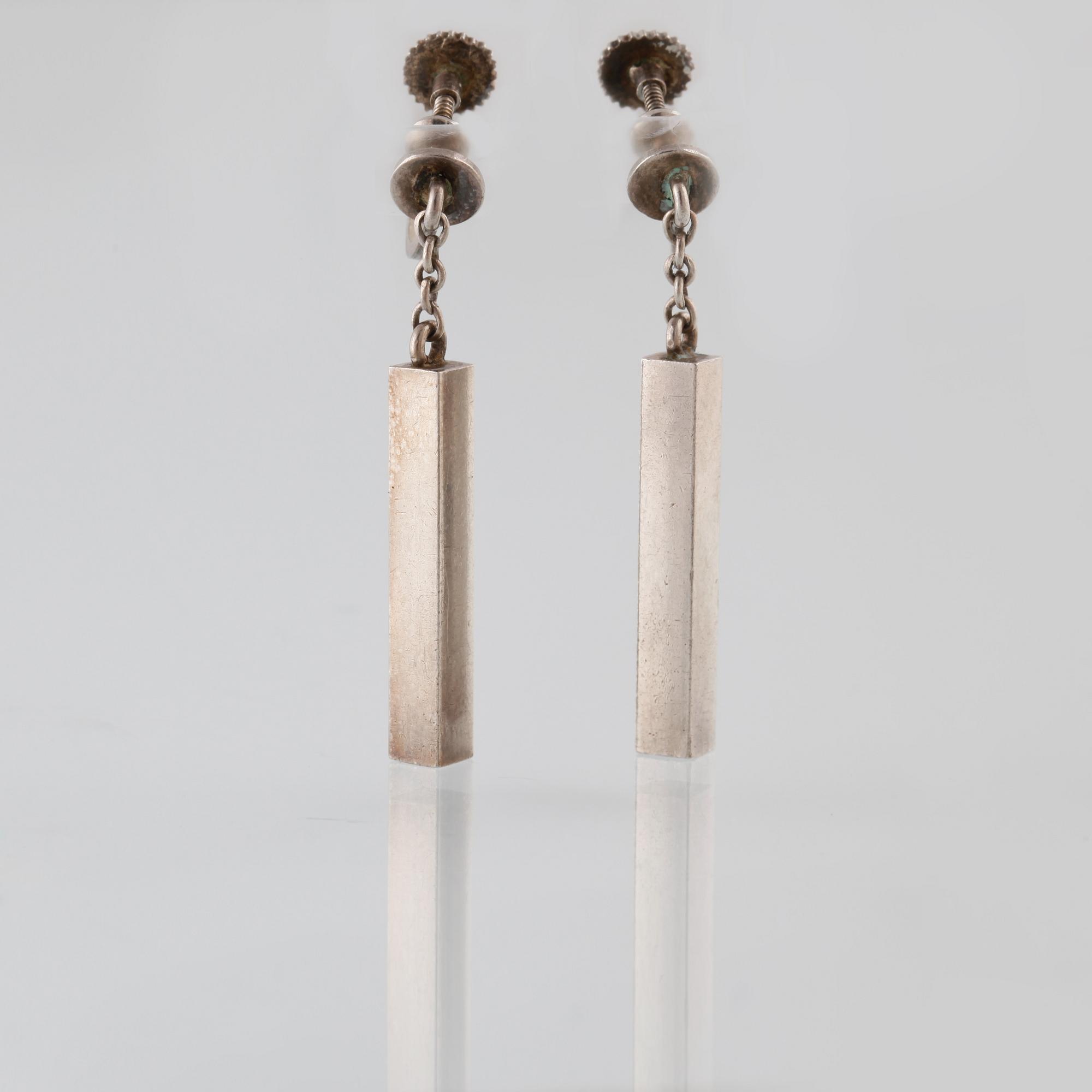 ÖRHÄNGEN, silver, Wiwen Nilsson, Lund. Vikt 10,3 gram.