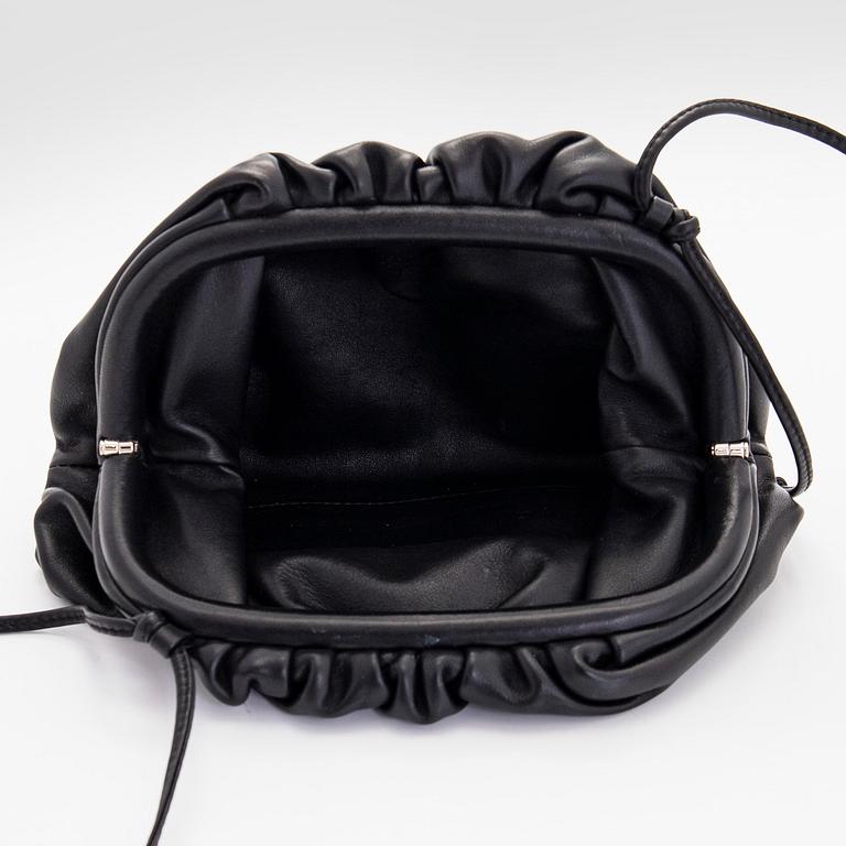 Bottega Veneta, väska, "Mini Pouch".