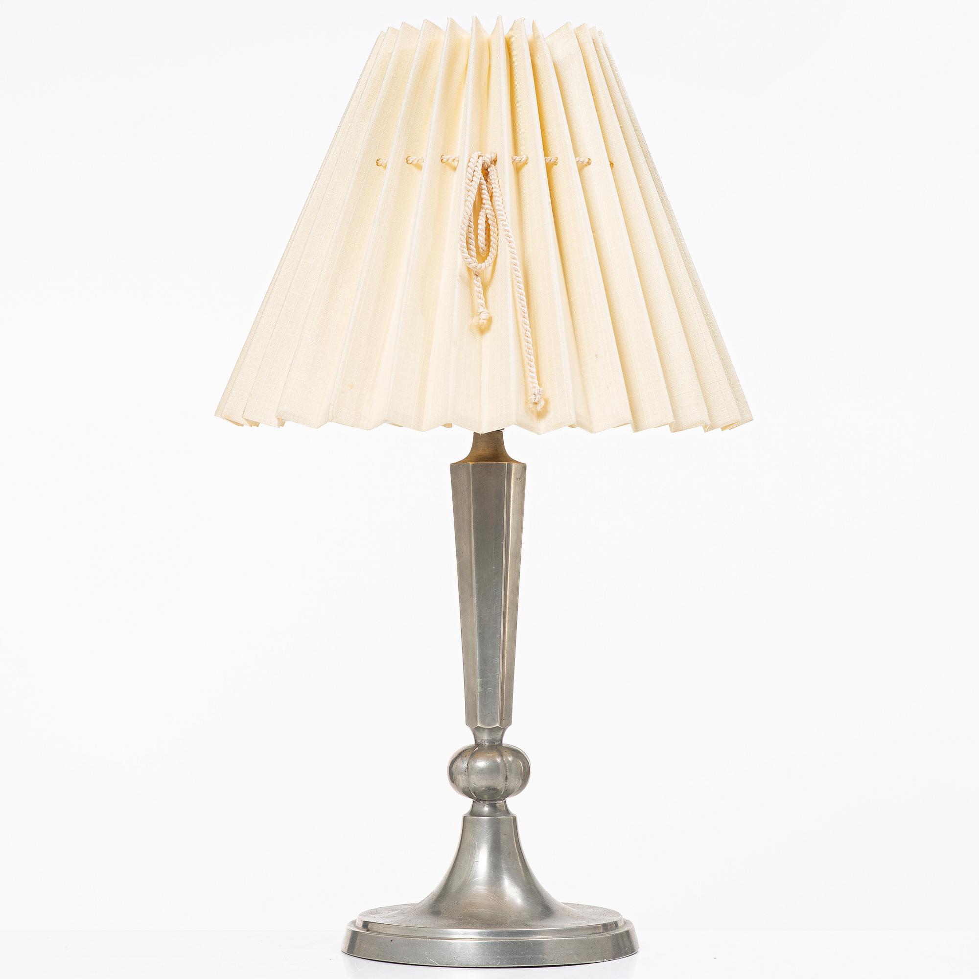 Edvin Ollers, a pewter table lamp, Stockholm, 1926.