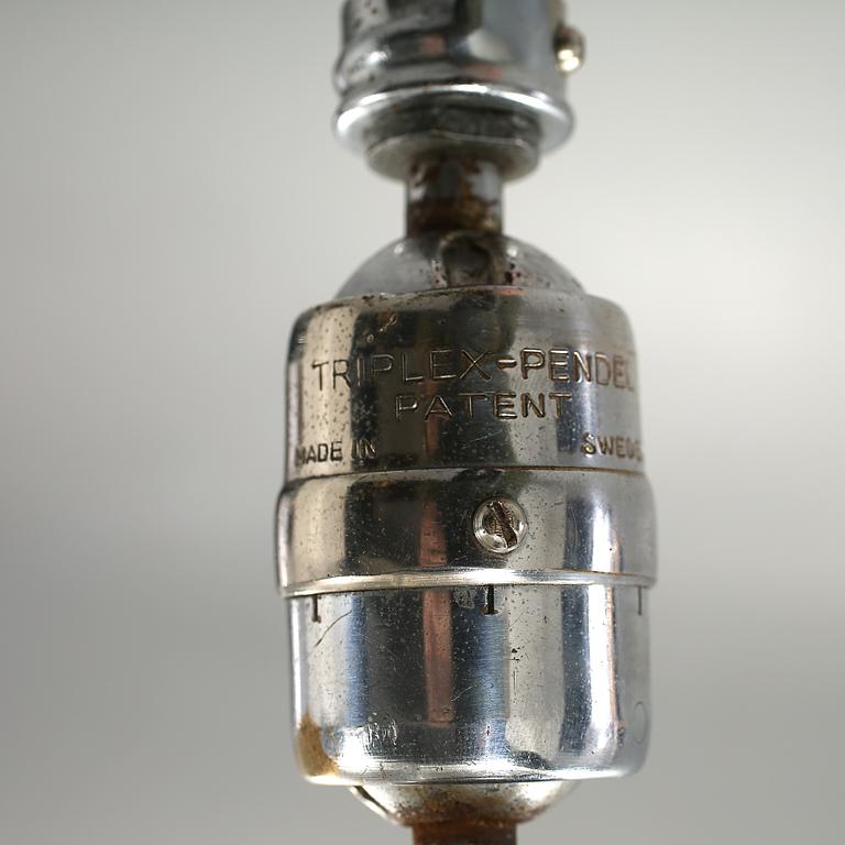 INDUSTRILAMPA, "Triplex-pendel", Johan Petter Johansson, Enköping, 1900-talets första hälft.