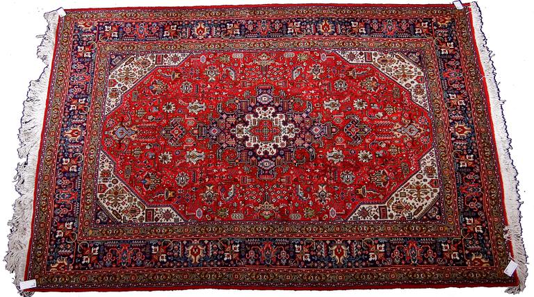 MATTA, orientalisk. Ca 310 x 205.