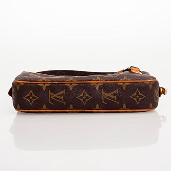 Louis Vuitton, a monogram 'Marly Bandoulière' bag.