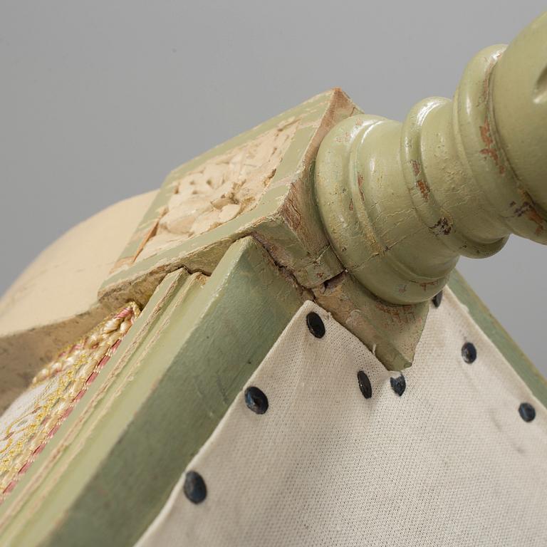 SALONGSGRUPP, 7 delar, gustaviansk stil, 1900-talets början.