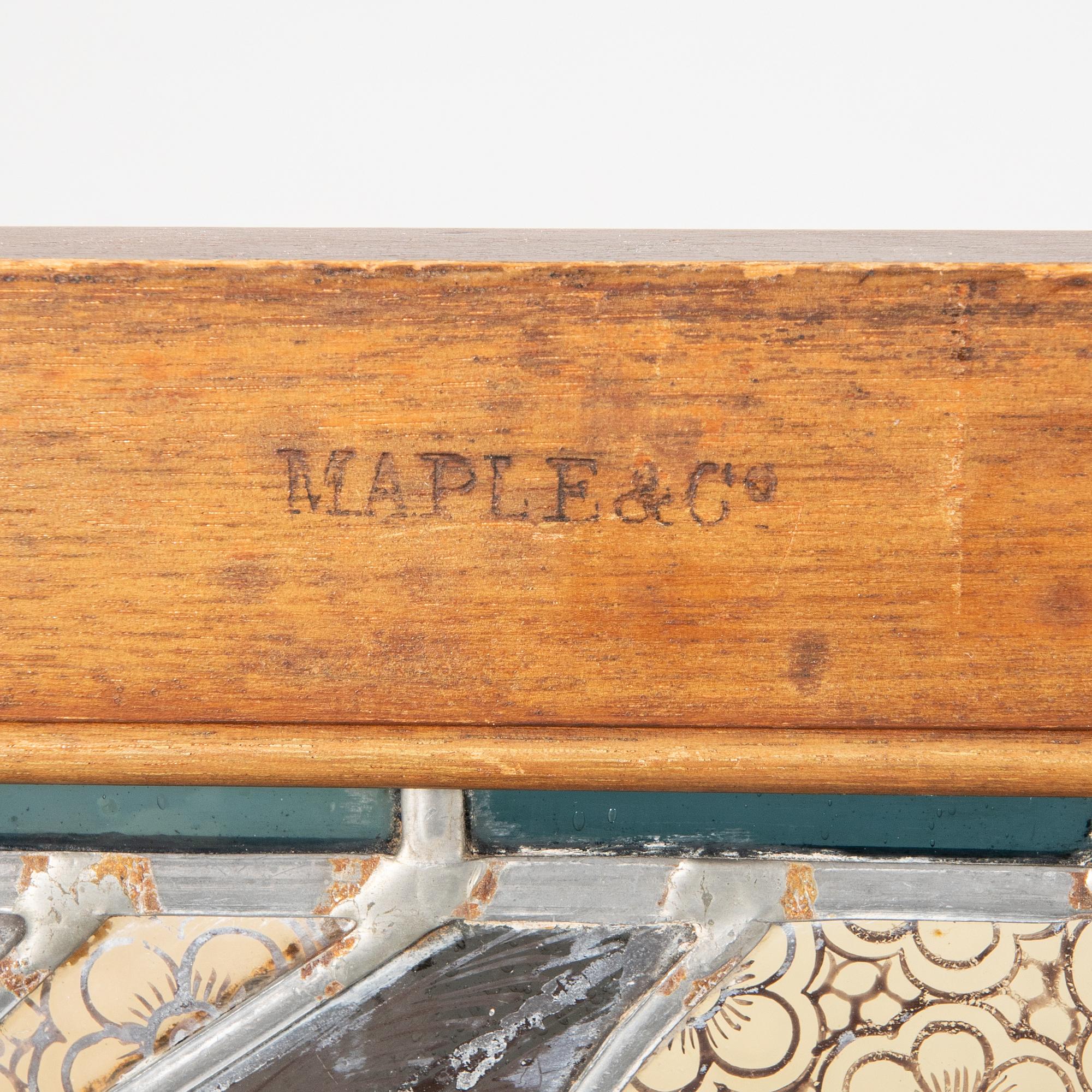 Screen/Fire screen Maple & Co around 1900.