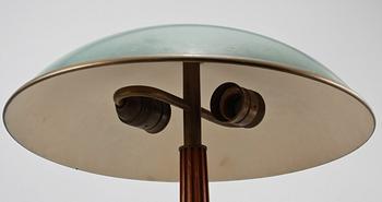 BORDSLAMPA, 1900-talets andra kvartal.