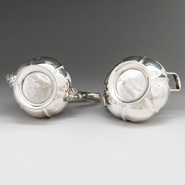 Alexander Kordes, Kaffekanna och sockerskål, silver, S:t Petersburg, Ryssland 1858.