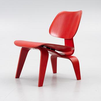 Charles & Ray Eames, a 'Plywood Group LCW Lounge Chair', Vitra, 2014.