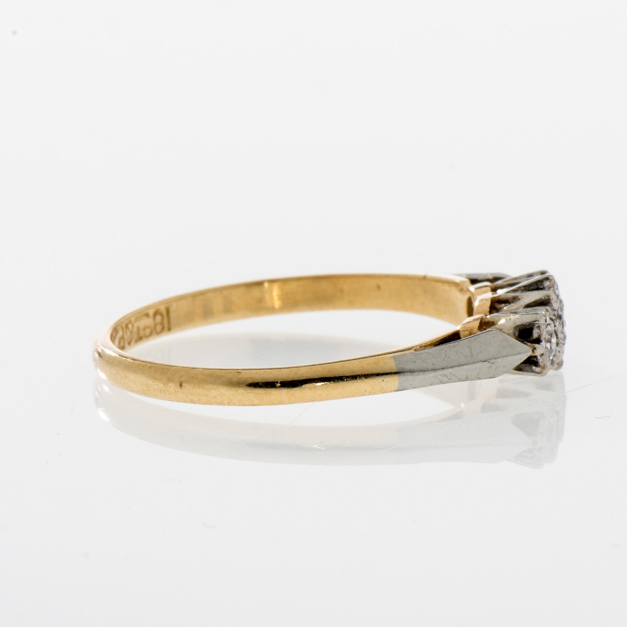 RING, 18K guld, 8/8-slipade diamanter. Vikt ca 2,1 g.