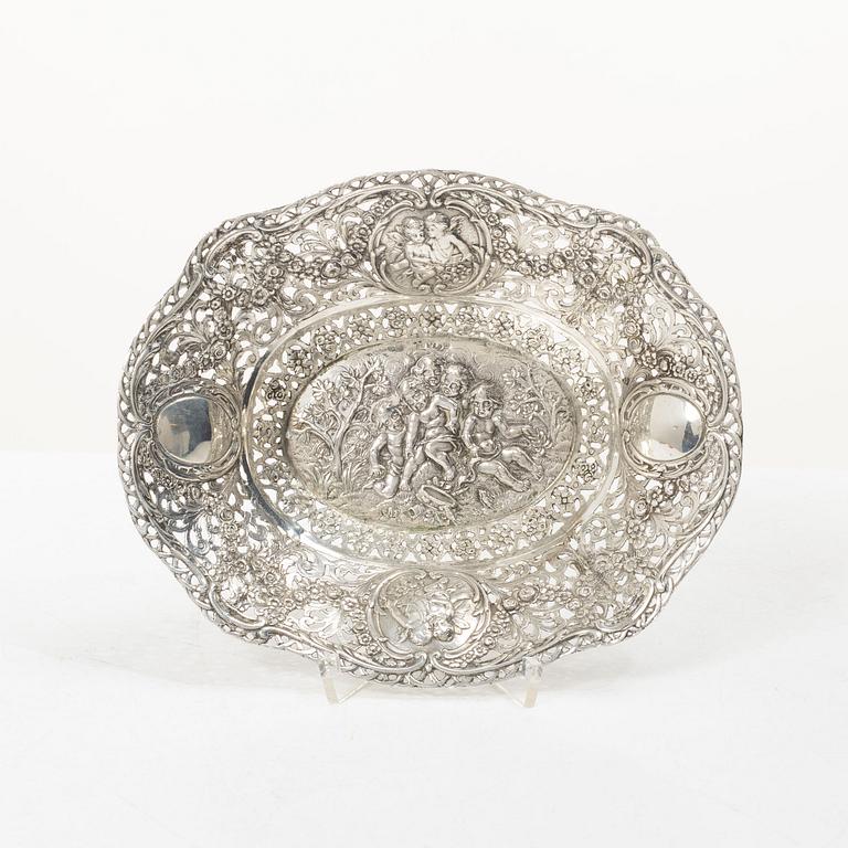 Bread basket/bowl, Baroque style, JL Hultman, Stockholm 1952.