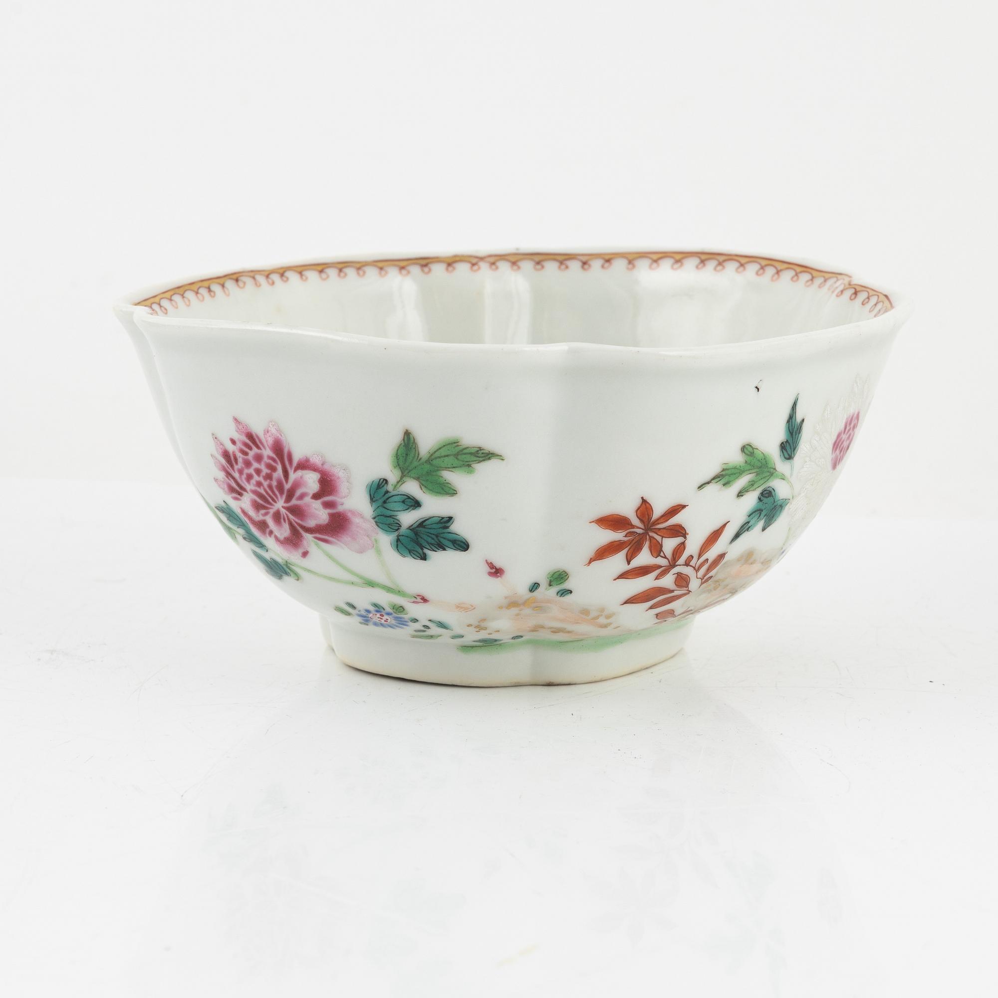 Four porcelain pieces, China, Qing dynasty, 18th-19th century.